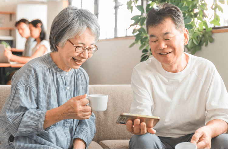 最大1年間 月額基本料金0円